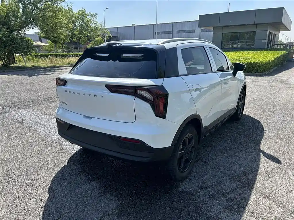 Geely Geometry E Firefly 2023 model 320KM handsome tiger 5 seats купить на сайте DeffCars