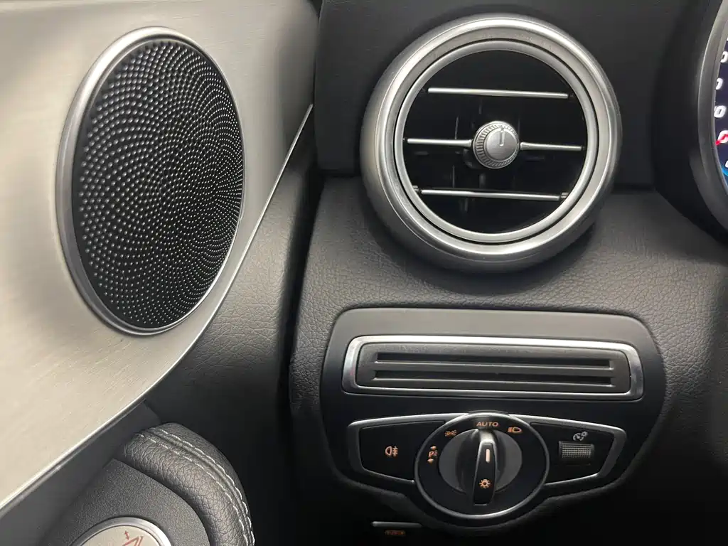 Mercedes-Benz GLC 2022 facelift second GLC 260 L 4MATIC dynamic version купить на сайте DeffCars