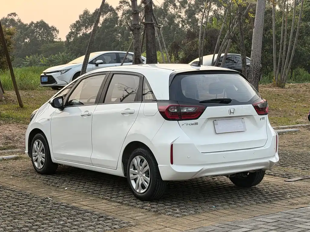 Fit 2023 1.5L CVT Trendy Edition купить на сайте DeffCars