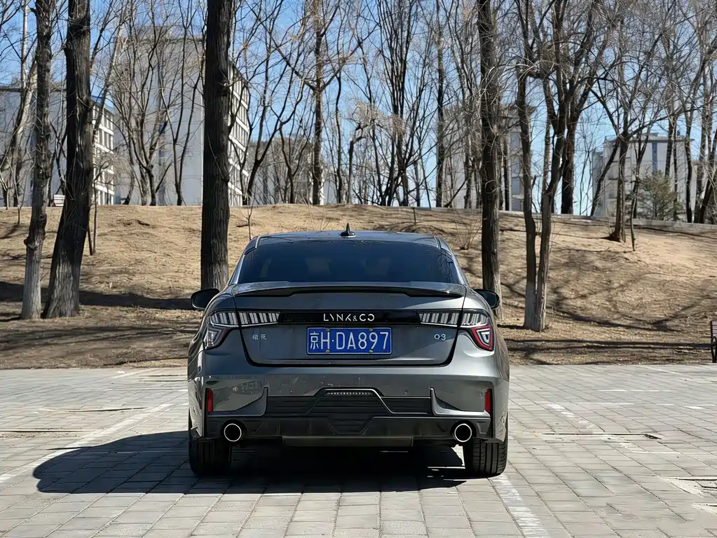 Lynk & Co 03 2023 2.0TD DCT Pro купить на сайте DeffCars