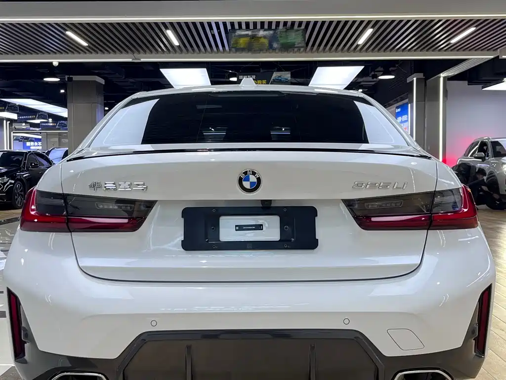 BMW 3 Series 2024 325Li M Sports Package купить на сайте DeffCars