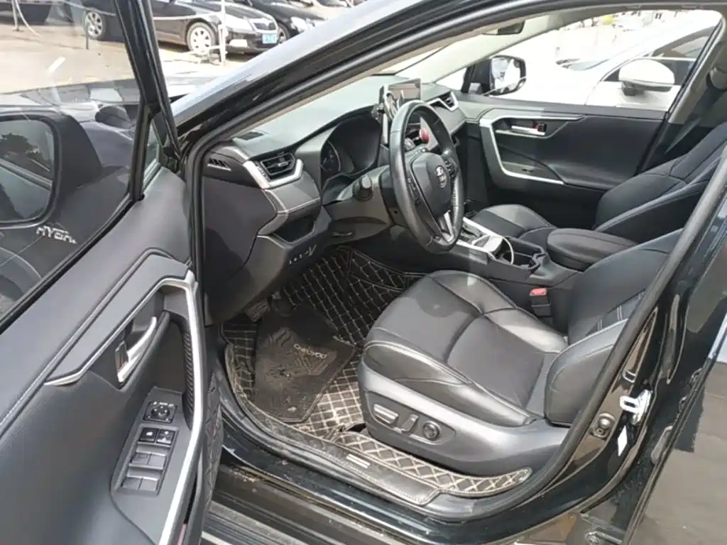 Wilanda 2022 dual engine 2.5L E-CVT two-wheel drive luxury PLUS version купить на сайте DeffCars