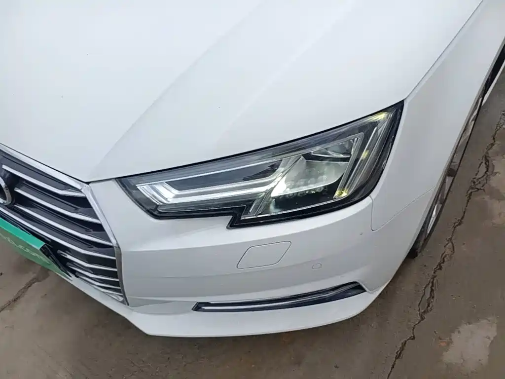 Audi A4L 2018 30th Anniversary Model 40 TFSI Enterprising купить на сайте DeffCars