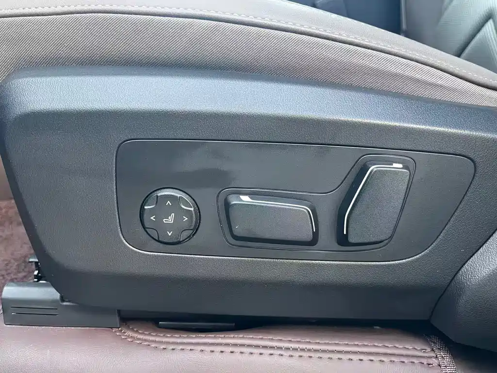 BMW X3 2025 xDrive30L Exclusive M Sports Package купить на сайте DeffCars