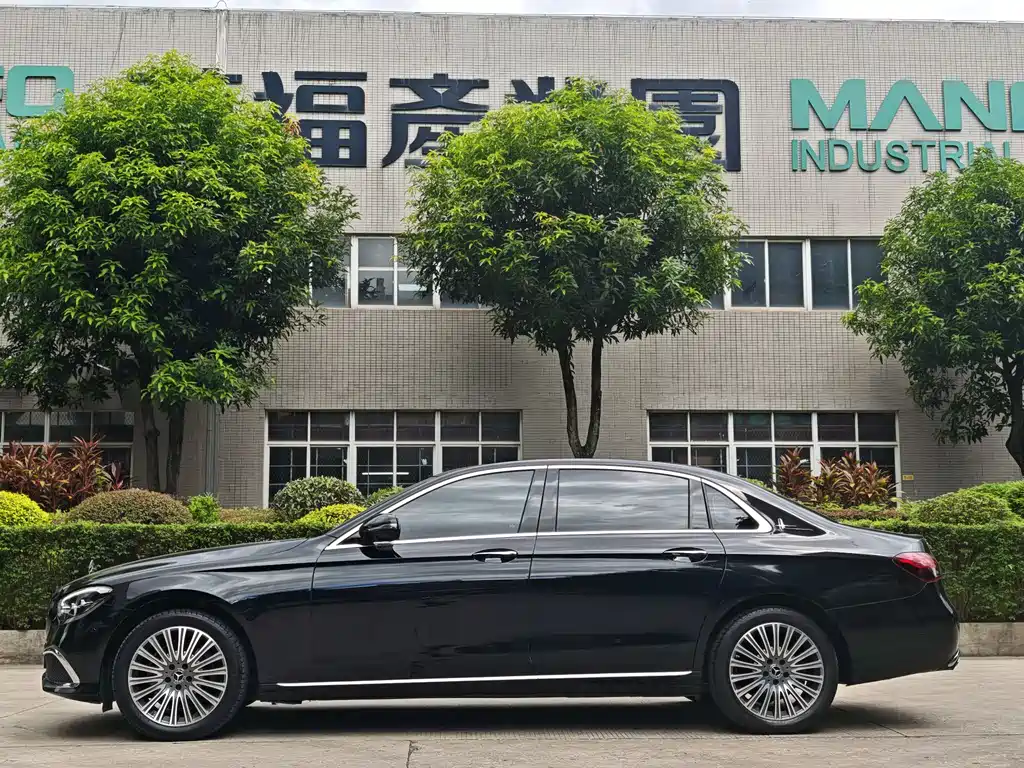 Mercedes-Benz E-Class 2023 E 300 L Fashion купить на сайте DeffCars