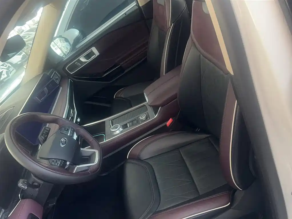 Explorer 2023 EcoBoost 285 four-wheel drive titanium version 7 seats купить на сайте DeffCars