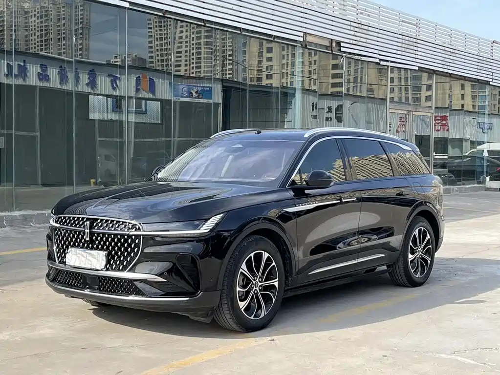 Voyager 2023 2.0T four-wheel drive premium version купить на сайте DeffCars