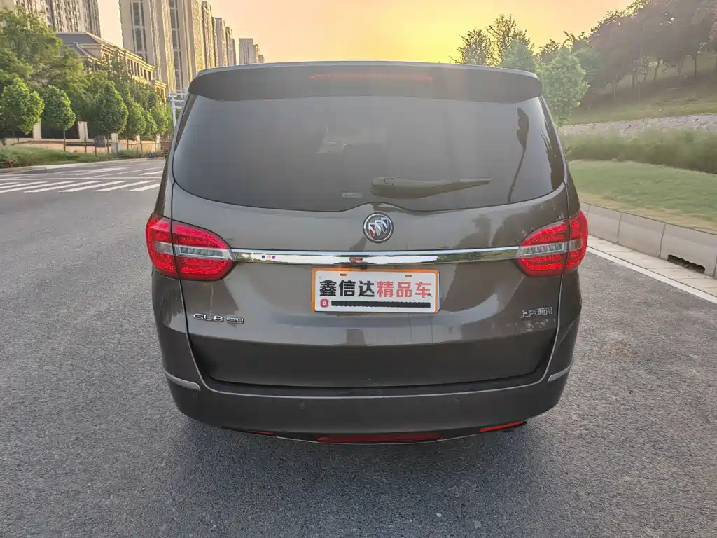 Buick GL8 2017 25S Premium Type National V купить на сайте DeffCars