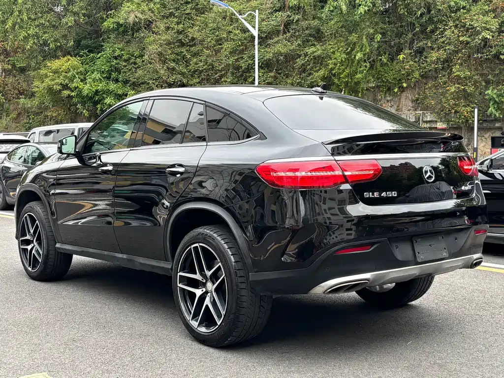 Mercedes-Benz GLE Coupe 2017 GLE 450 AMG 4MATIC Coupe SUV купить на сайте DeffCars