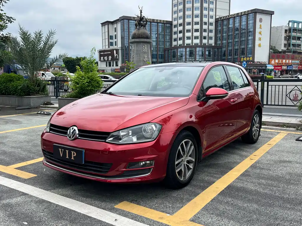 Golf 2016 230TSI Automatic Luxury Edition купить на сайте DeffCars