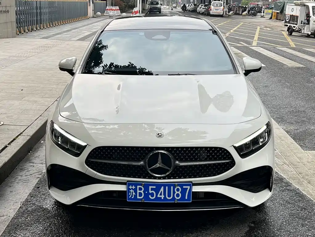 Mercedes-Benz A-Class 2024 A 200 L Fashion купить на сайте DeffCars