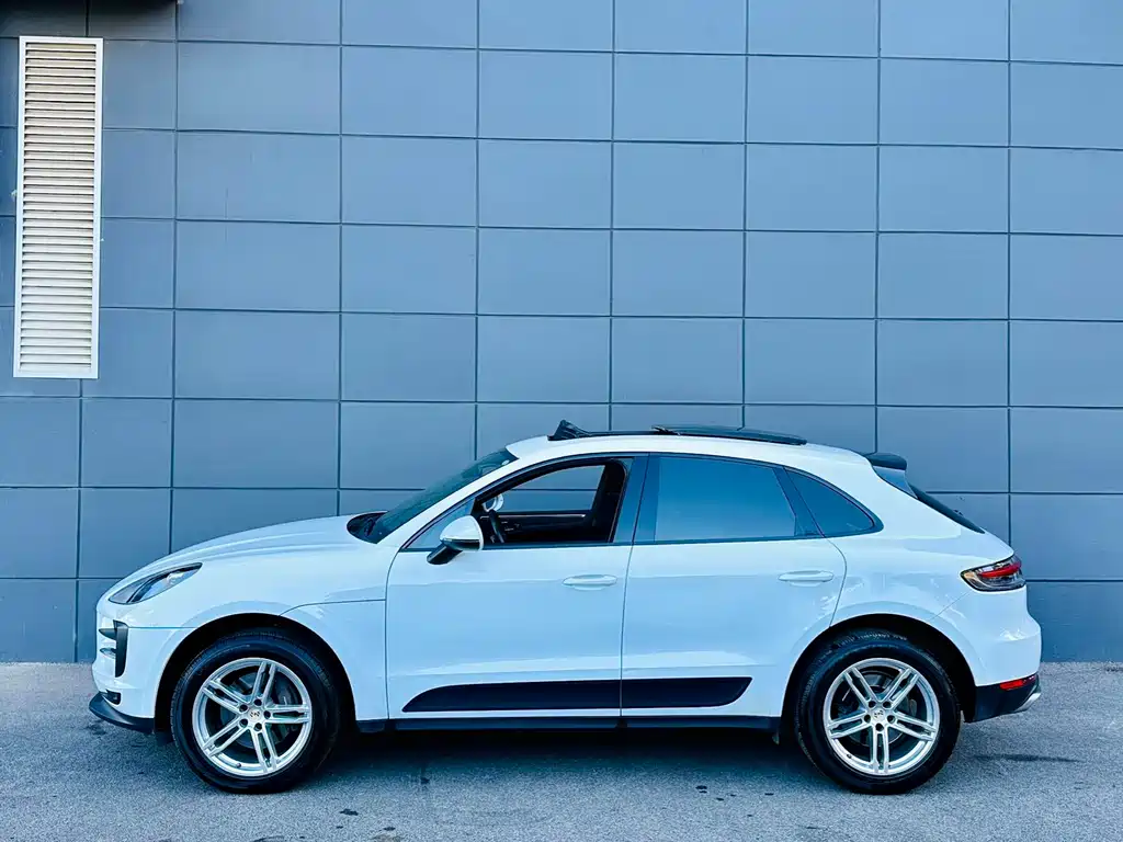 Macan 2018 Macan 2.0T купить на сайте DeffCars