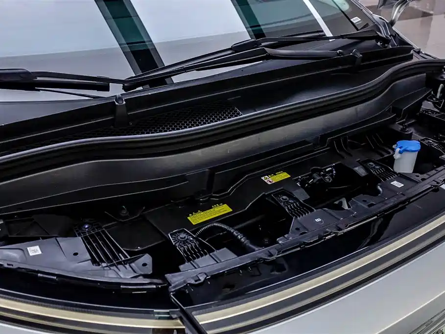 Xpeng X9 2024 640 four-wheel drive high performance Max купить на сайте DeffCars