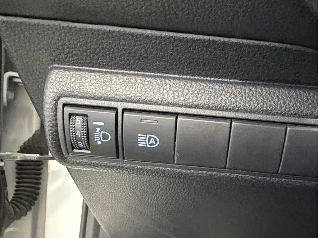 Corolla 2021 1.2T S-CVT Pioneer PLUS Edition купить на сайте DeffCars