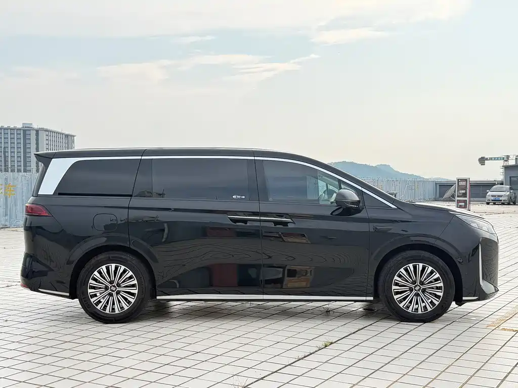 Xia (Summer) 2026 DM-i 1.5t 218km Transcendental купить на сайте DeffCars