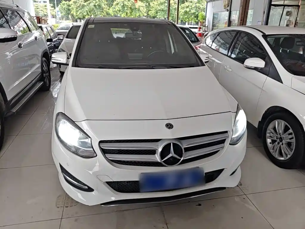 Mercedes B-Class 2018 B 200 Dynamic купить на сайте DeffCars