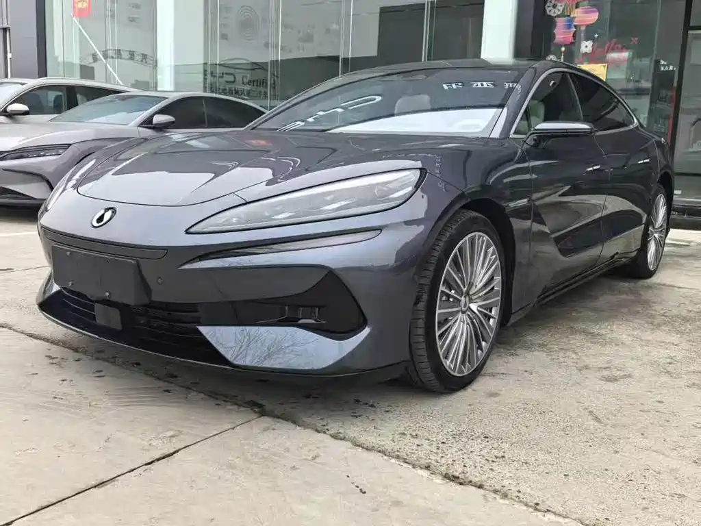 Denza Z9 2024 1100km four-wheel drive Ultra version купить на сайте DeffCars