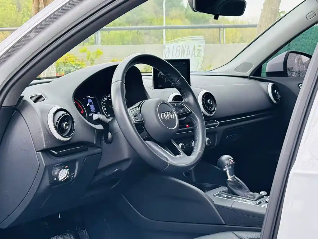 Audi A3 2018 30th anniversary model Sportback 35 TFSI fashionable model купить на сайте DeffCars