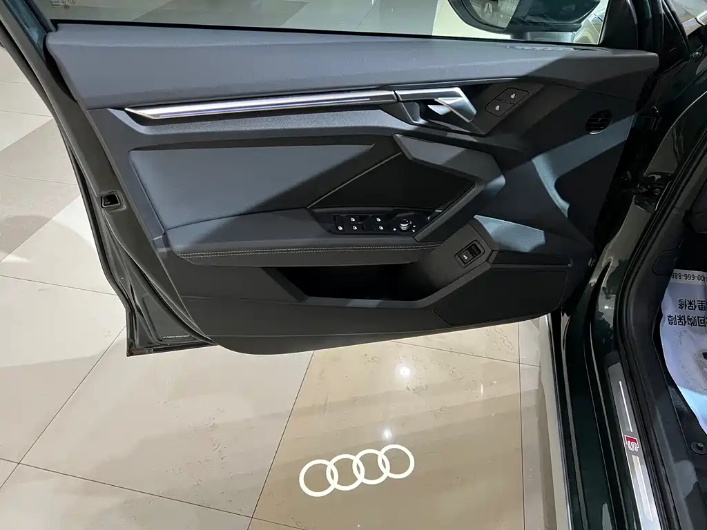 Audi A3 2024 Sportback 35 TFSI stylish and sporty купить на сайте DeffCars