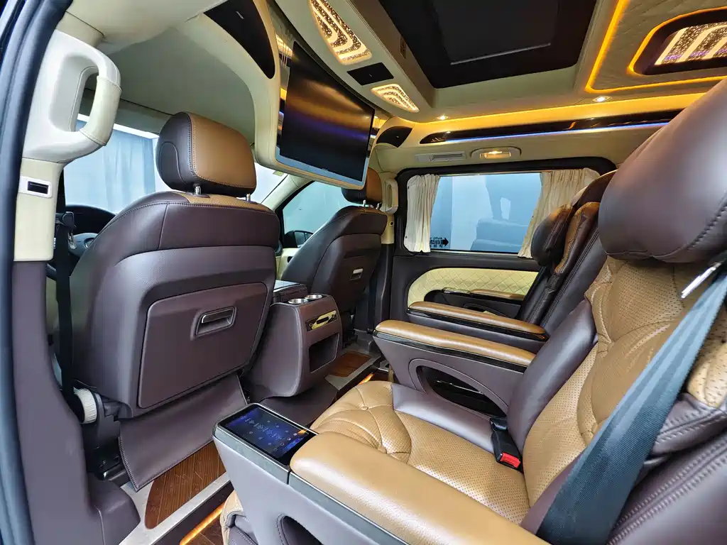 Vito 2020 2.0T Business Edition 7 seats купить на сайте DeffCars