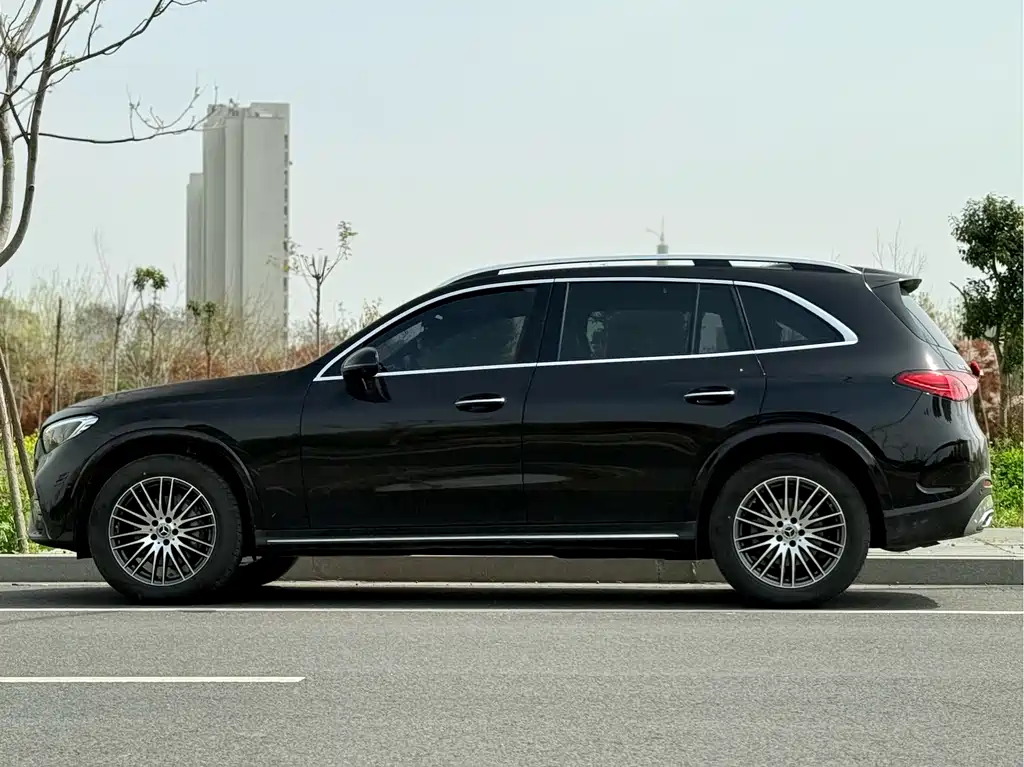 Mercedes-Benz GLC 2025 GLC 300 L 4MATIC Dynamic 5-seater купить на сайте DeffCars