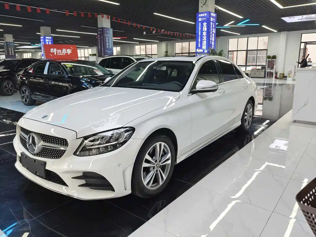 Mercedes-Benz C-Class 2019 C 180 L Fashionable Sports Edition купить на сайте DeffCars