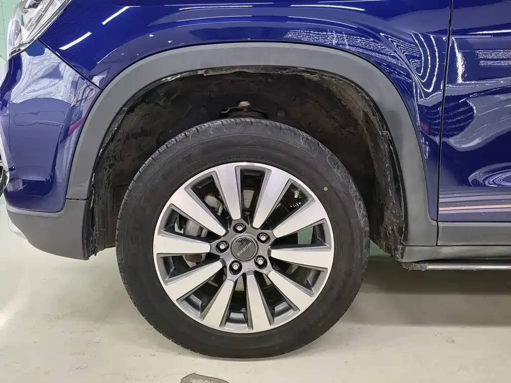 Roewe RX8 2018 30T Intelligent Network Two-wheel Drive Ultimate Edition купить на сайте DeffCars