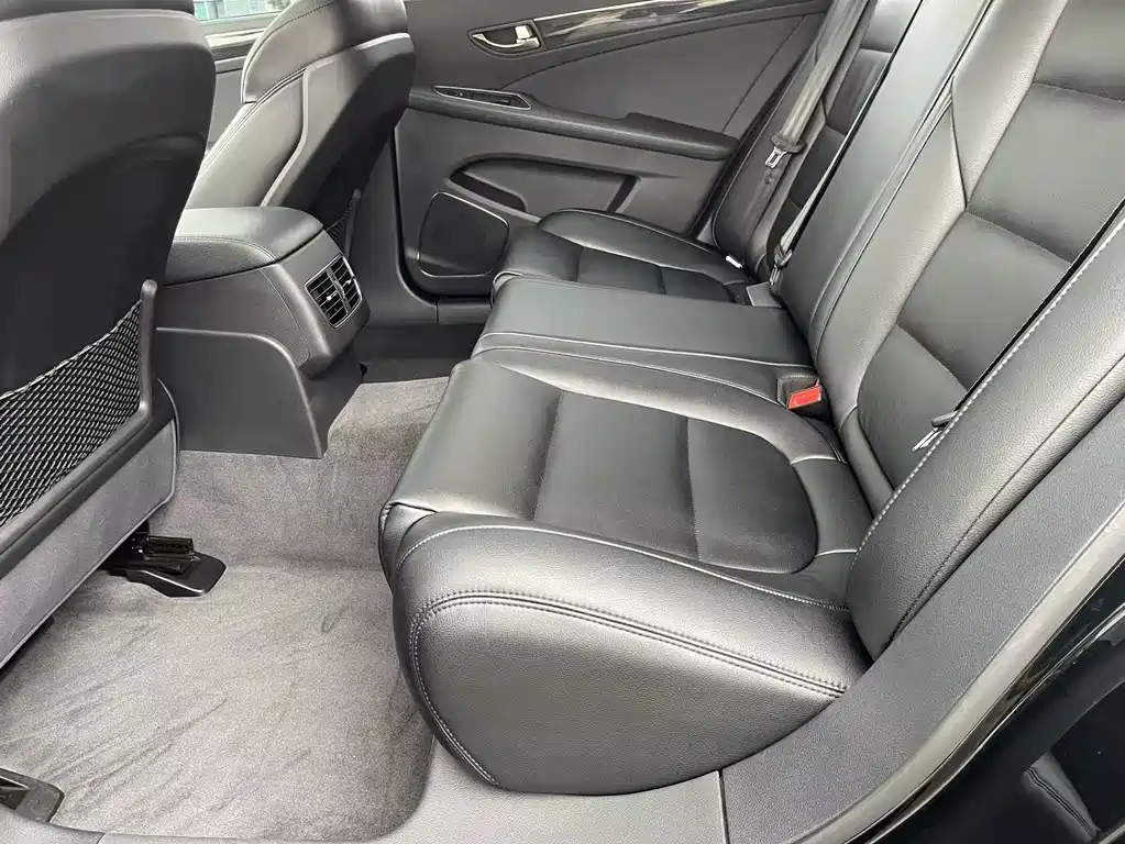 Hongqi H7 2019 1.8T Comfort Edition купить на сайте DeffCars