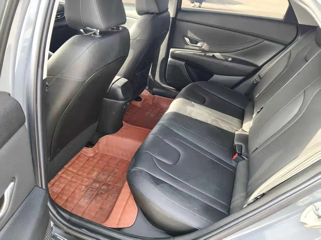 Elantra 2021 1.5L CVT LUX Premium Edition купить на сайте DeffCars