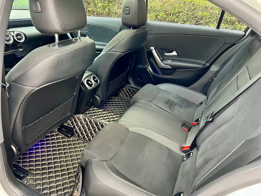 Mercedes-Benz A-Class 2021 A 200 L Sports Sedan Fashionable купить на сайте DeffCars