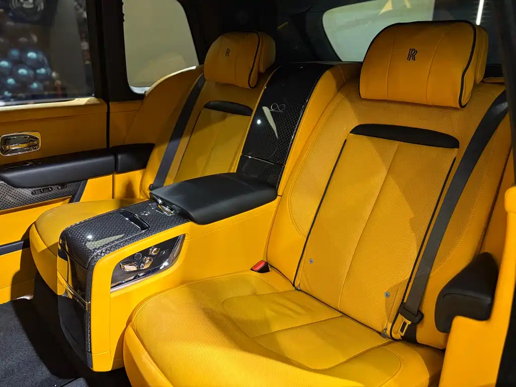 Cullinan 2020 Black Badge купить на сайте DeffCars