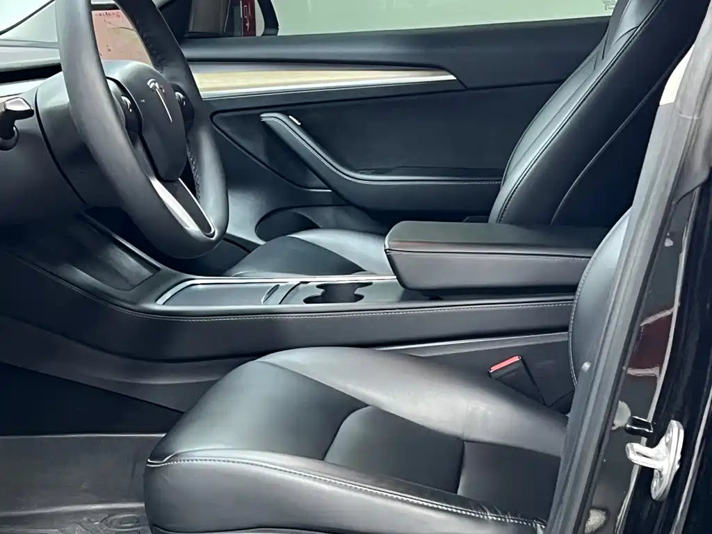 Model 3 2021 facelift standard range rear drive upgraded version 3D1 купить на сайте DeffCars
