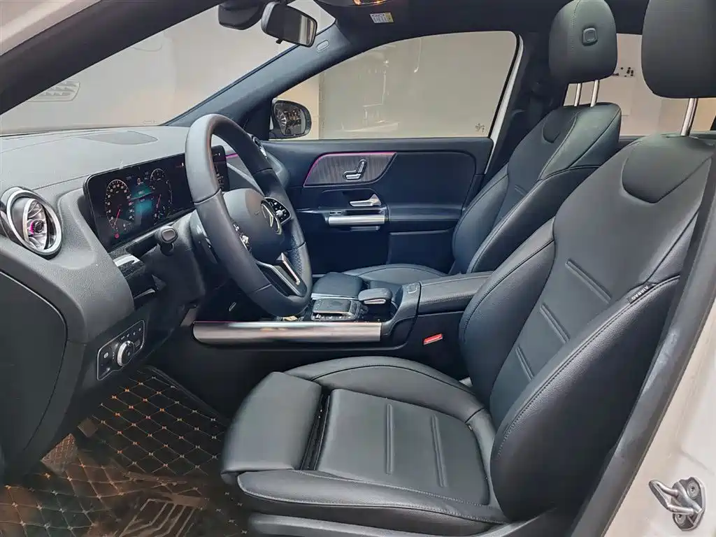 Mercedes-Benz GLA 2023 GLA 220 купить на сайте DeffCars