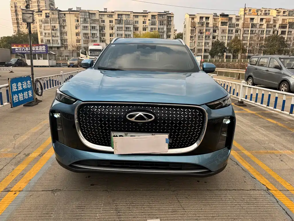Tiggo 8 PLUS C-DM 2025 model 1.5T 116km comfortable 7 seats купить на сайте DeffCars