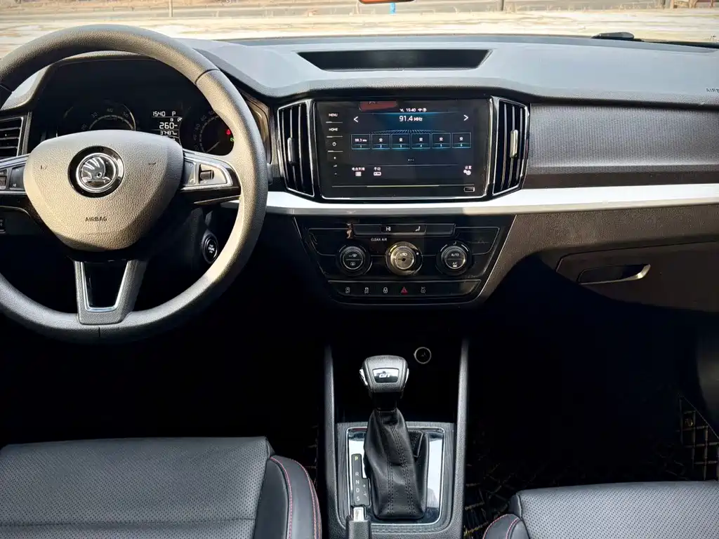 Komic 2021 GT TSI230 DSG flagship version купить на сайте DeffCars