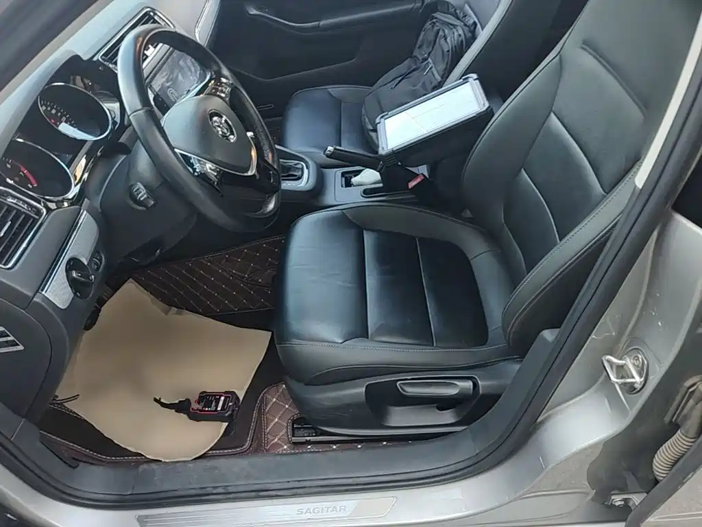 Sagitar 2015 1.6L automatic comfort model купить на сайте DeffCars