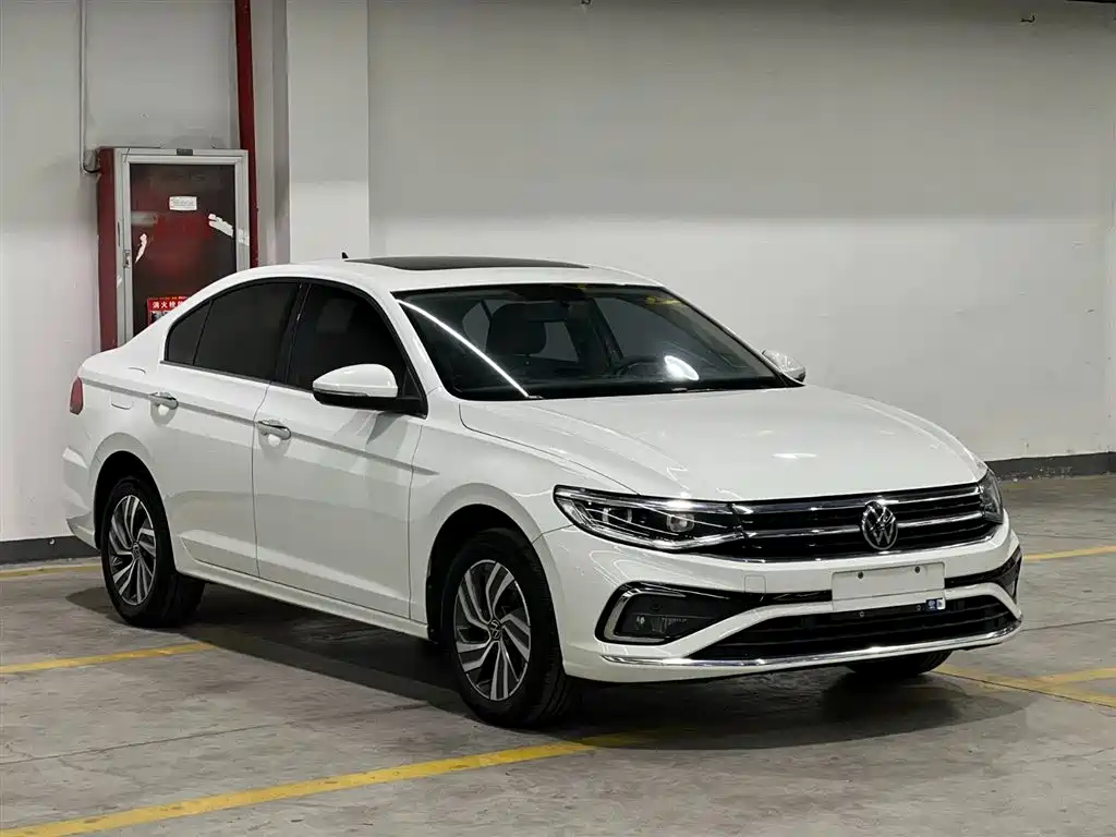 Bora 2023 200TSI DSG Yuexing Edition купить на сайте DeffCars