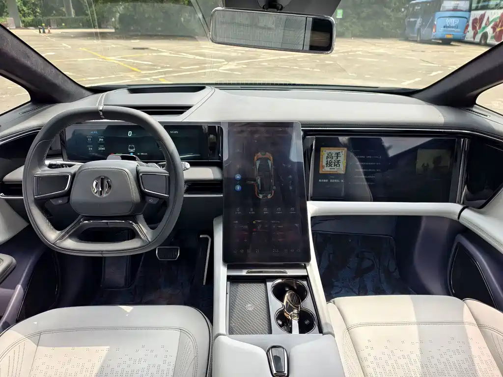Gaohe HiPhi X 2021 flagship version 6 seats купить на сайте DeffCars