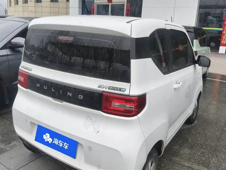 Hongguang MINIEV 2020 Yuexiang model lithium iron phosphate купить на сайте DeffCars