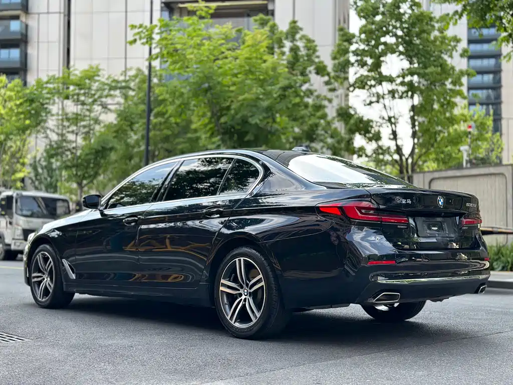 BMW 5 Series 2022 facelift 2 530Li leading model luxury package купить на сайте DeffCars