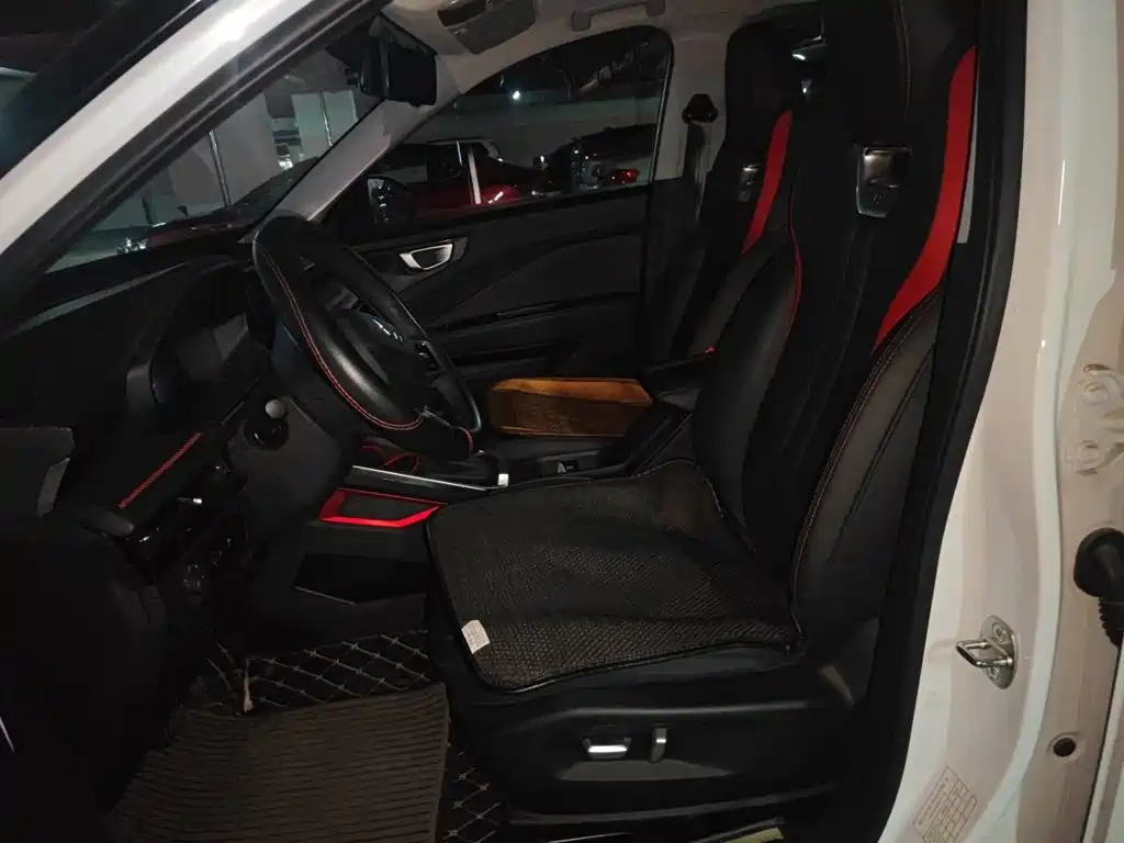 Wuling Xingchi 2022 1.5T CVT cool model купить на сайте DeffCars