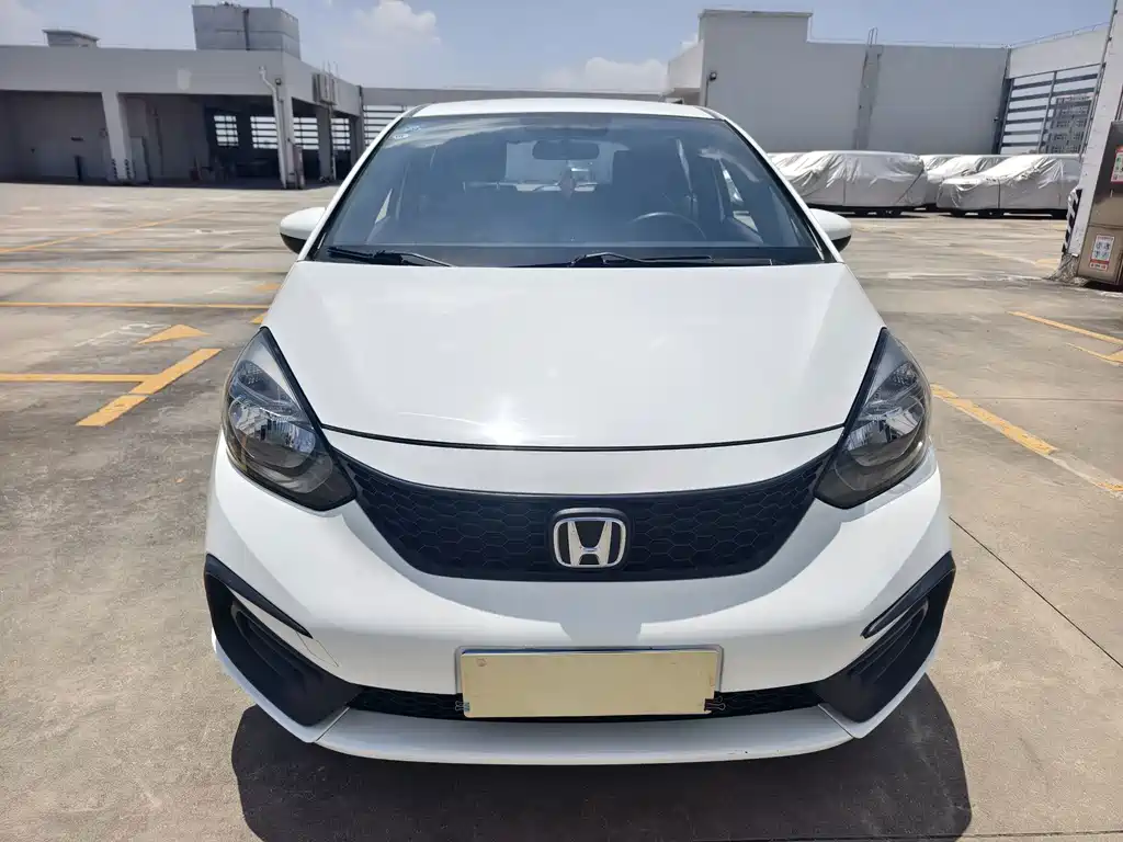 Fit 2023 1.5L CVT trendy version купить на сайте DeffCars