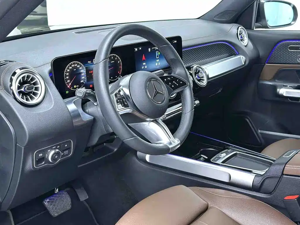 Mercedes-Benz GLB 2024 facelift GLB 220 fashion model купить на сайте DeffCars
