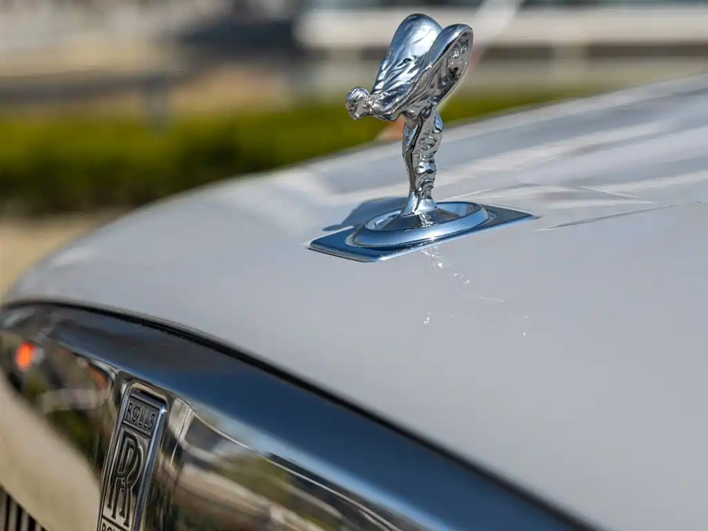 Cullinan 2024 four-seat version купить на сайте DeffCars