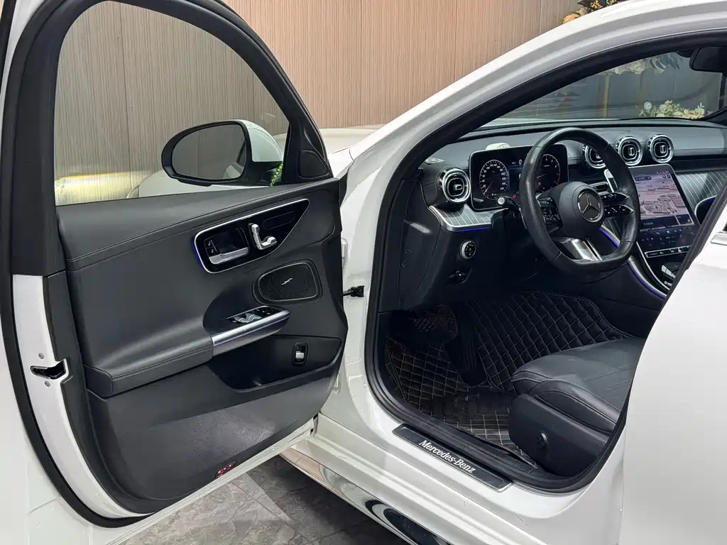 Mercedes-Benz C-Class 2023 C 260 L Sports Edition купить на сайте DeffCars