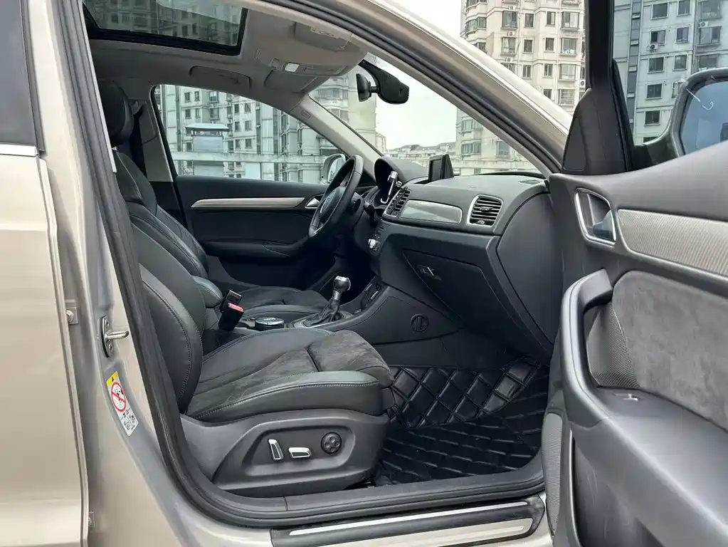Audi Q3 2018 30th Anniversary Model 35 TFSI Sports купить на сайте DeffCars