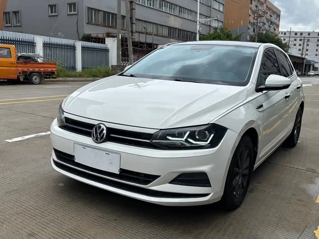 Polo 2019 Plus 1.5L Automatic Colorful Technology Edition купить на сайте DeffCars