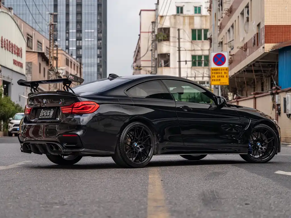 BMW M4 2017 M4 Coupe купить на сайте DeffCars