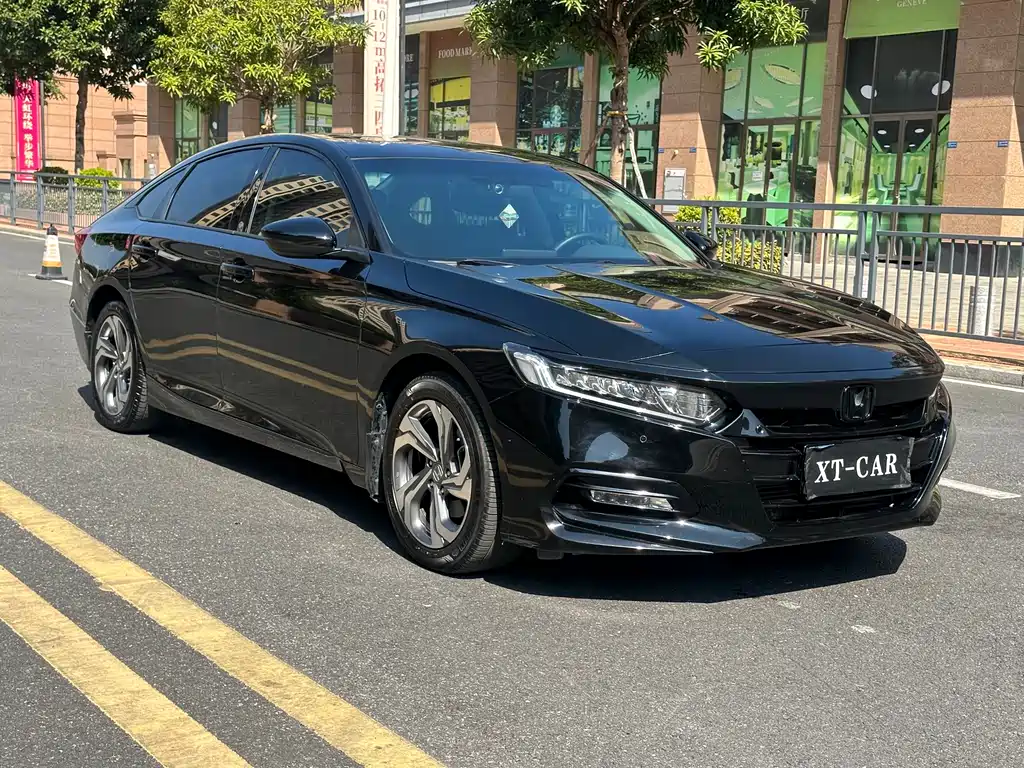Accord 2018 260TURBO Premium Edition National V купить на сайте DeffCars