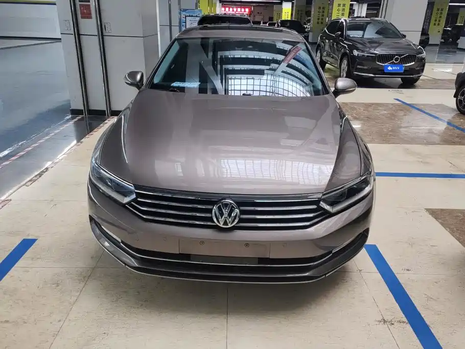Magotan 2017 330TSI DSG luxury model купить на сайте DeffCars